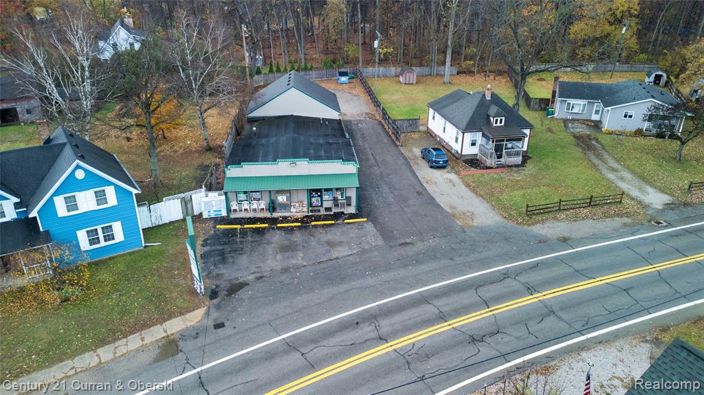 27996 Waltz Road Property Photo 3