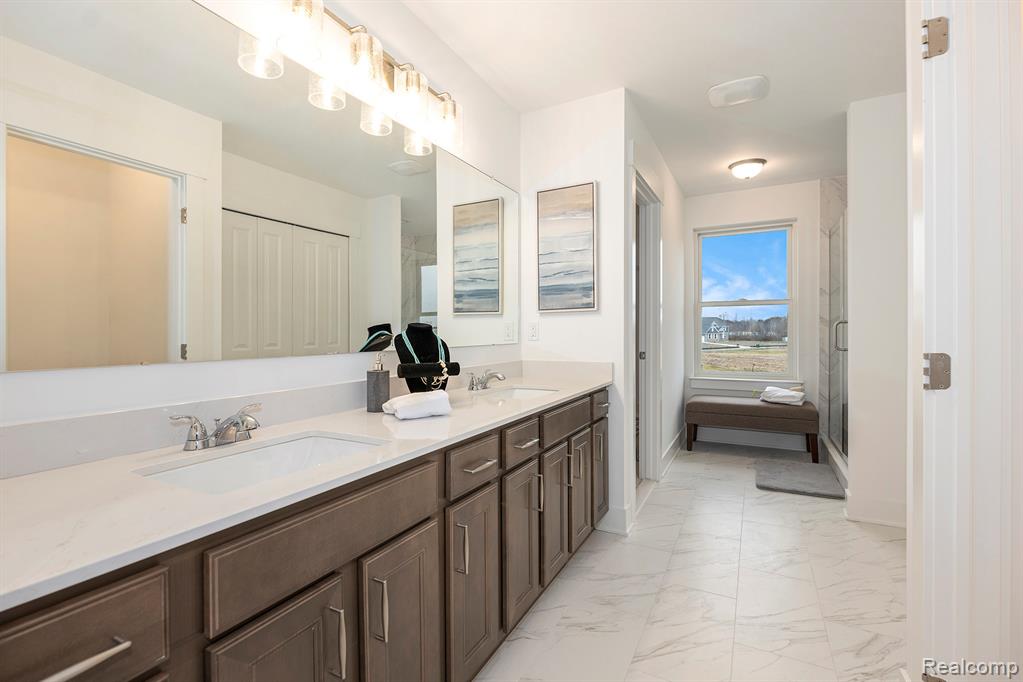 71608 Hidden River Drive Property Photo 33