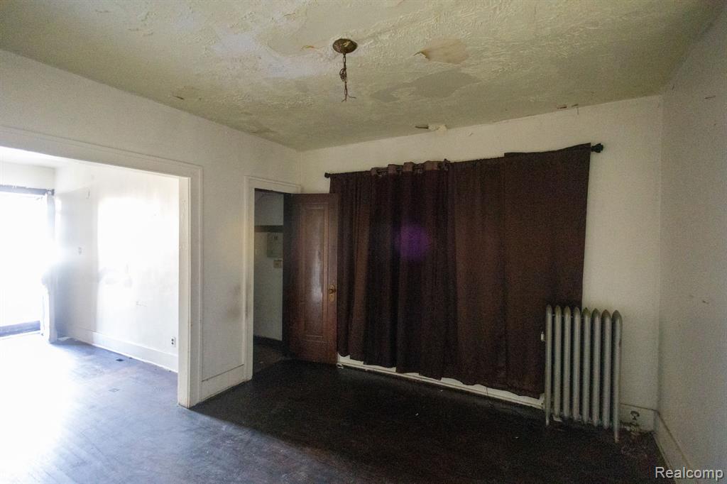 7505 Prairie Street Property Photo 6