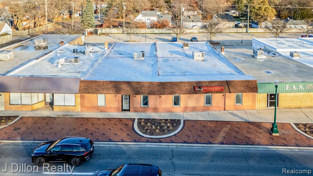 4621 & 4615 S Wayne Road Property Photo 2