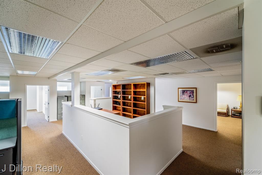 4621 & 4615 S Wayne Road Property Photo 24