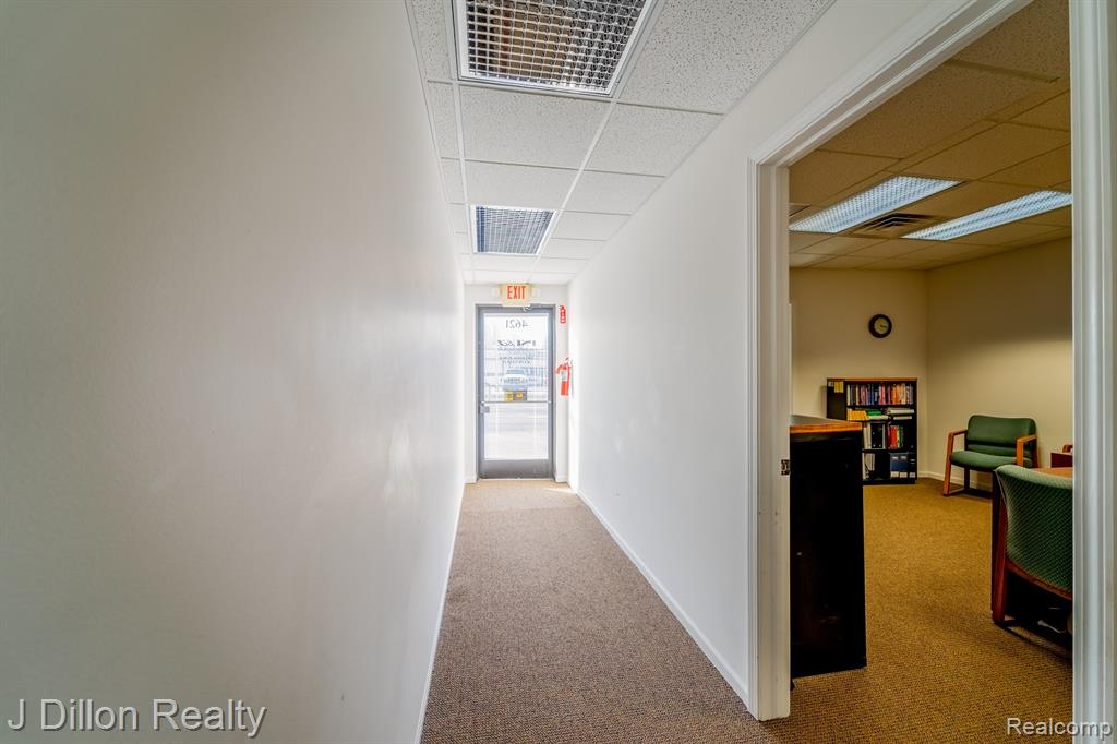 4621 & 4615 S Wayne Road Property Photo 39