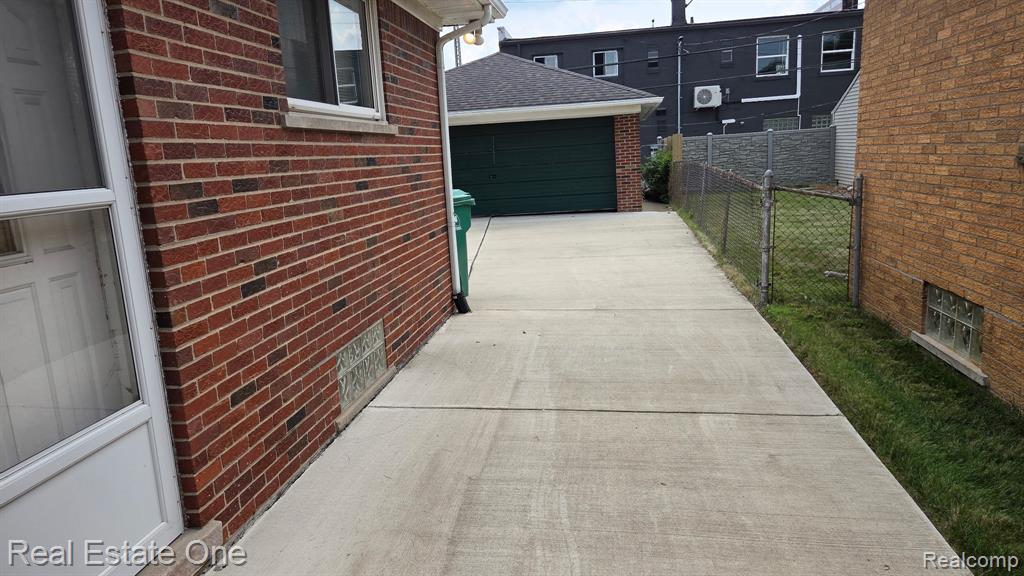 17050 Stricker Avenue Property Photo 2
