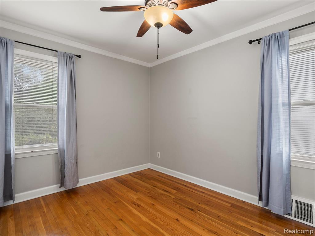 212 Devillen Avenue Property Photo 8