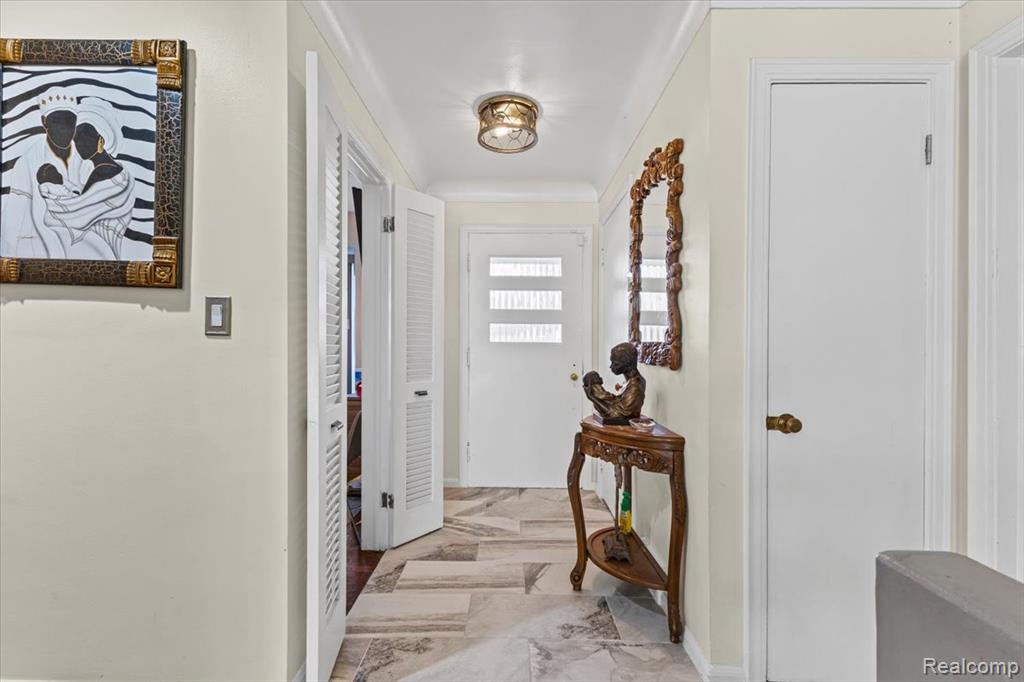 18131 Magnolia Avenue Property Photo 12
