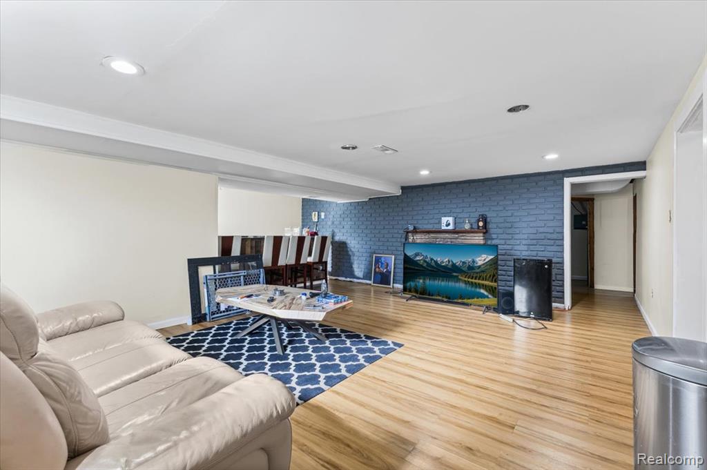 18131 Magnolia Avenue Property Photo 35