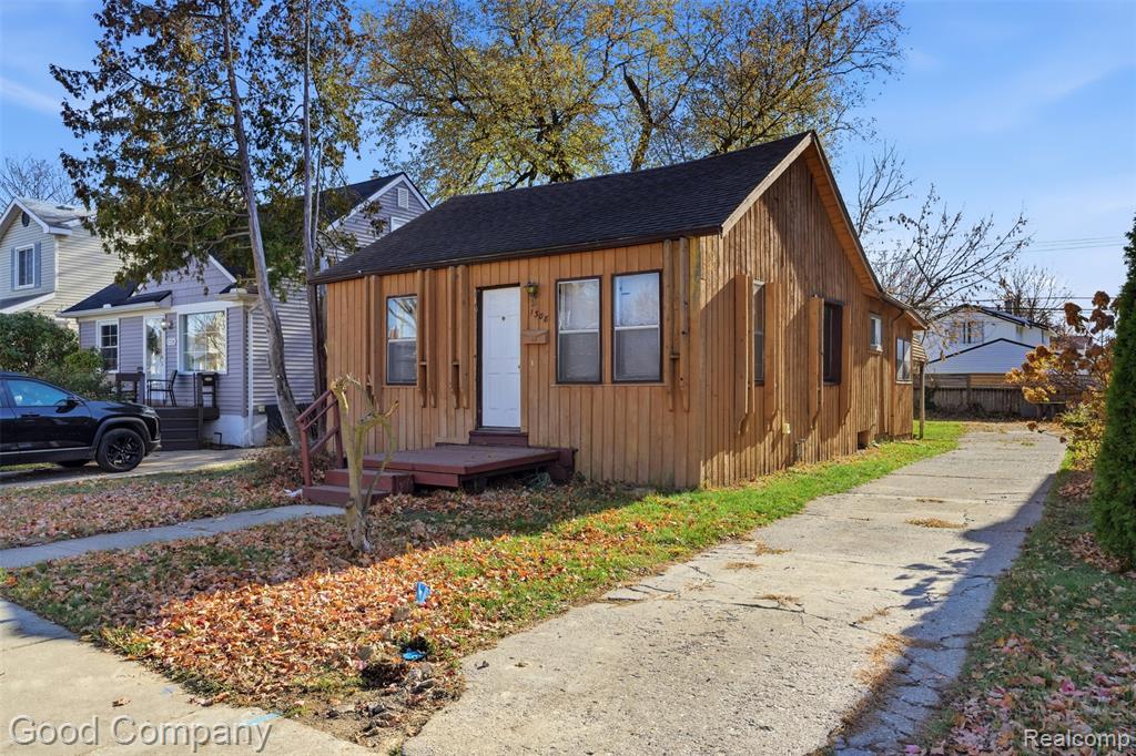 1308 E Lincoln Street Property Photo 3