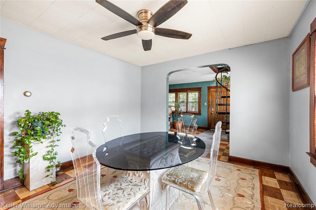1449 Wayburn Street Property Photo 10