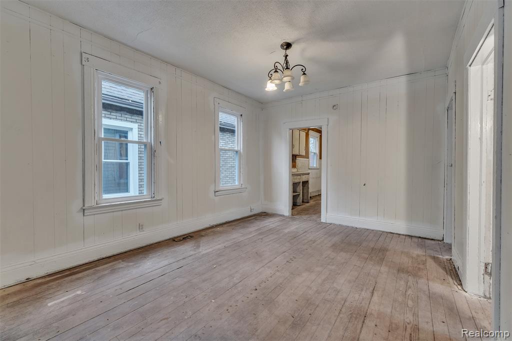 9333 Elsa Street Property Photo 5