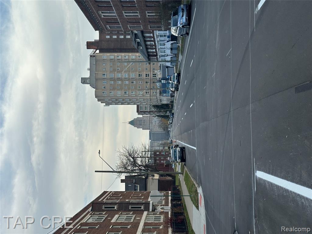 8902 Second Property Photo 13