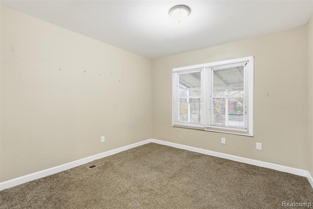 5583 Nottingham Road Property Photo 14