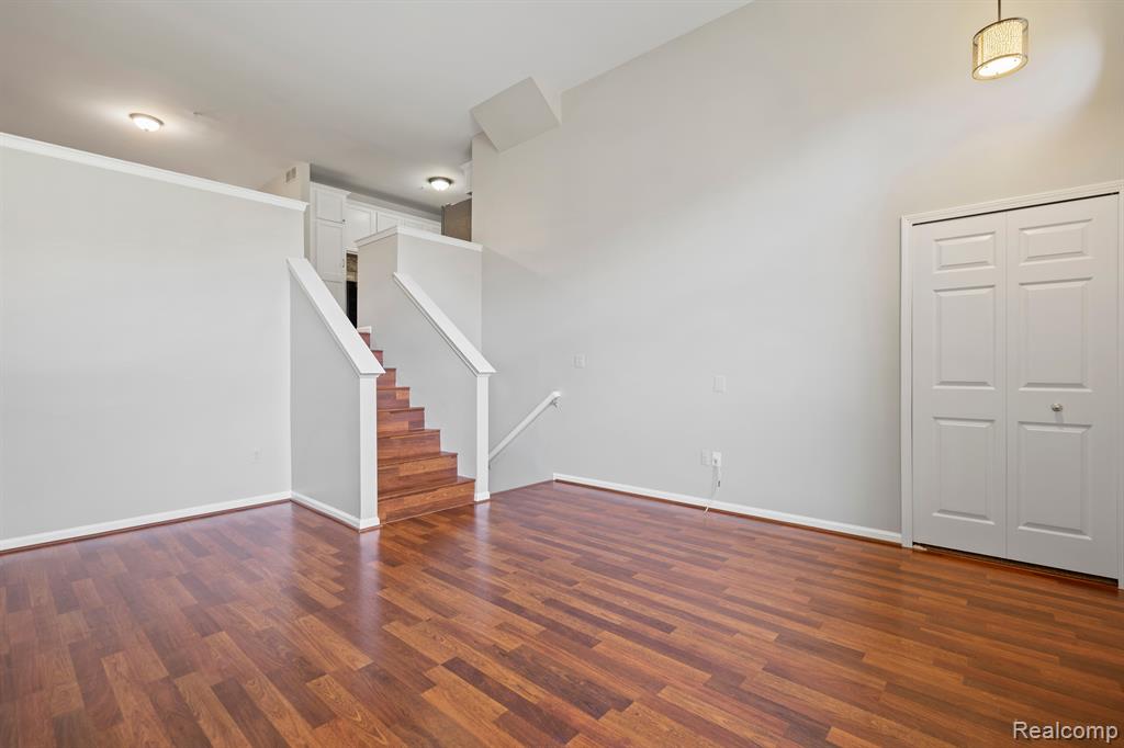 142 Sandy Lane Property Photo 3