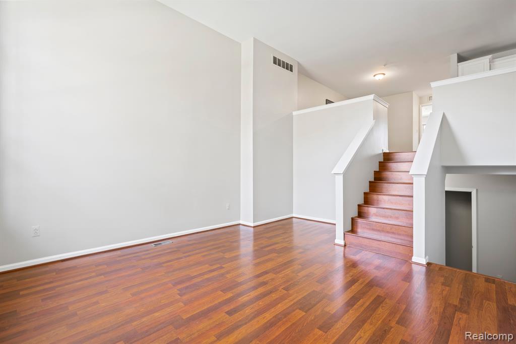 142 Sandy Lane Property Photo 4