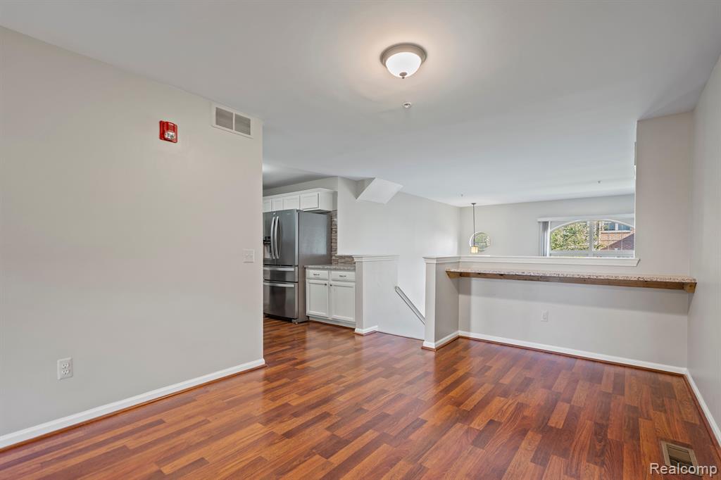 142 Sandy Lane Property Photo 6