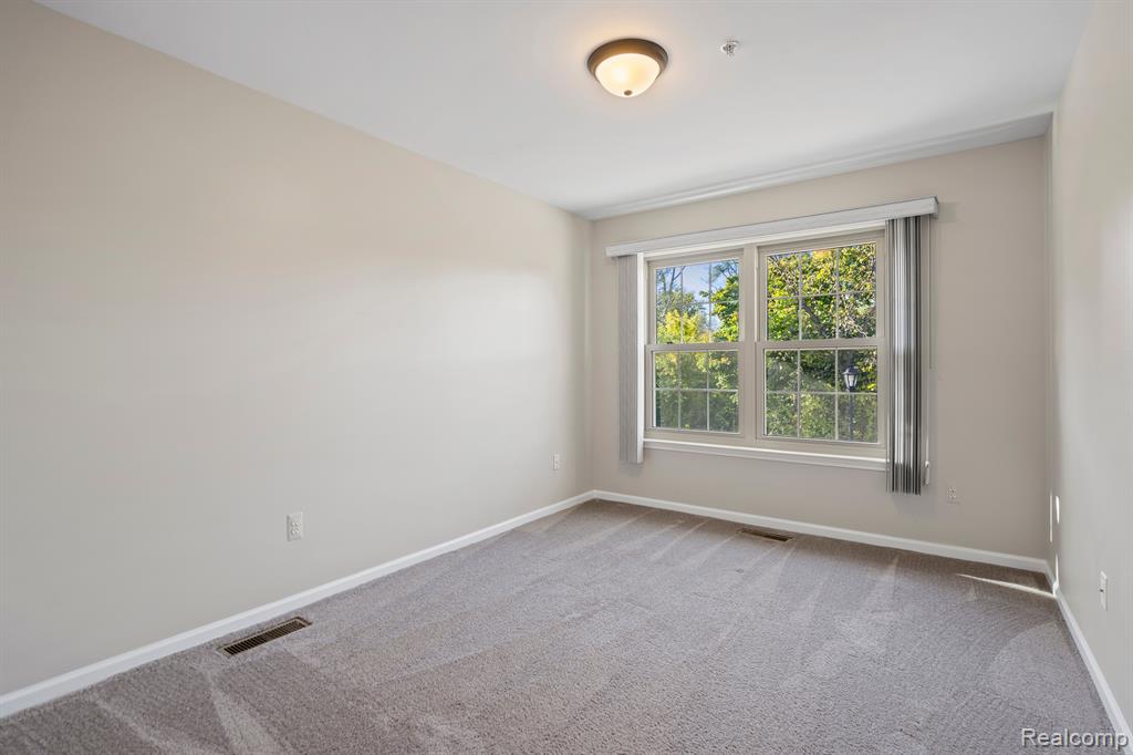 142 Sandy Lane Property Photo 10