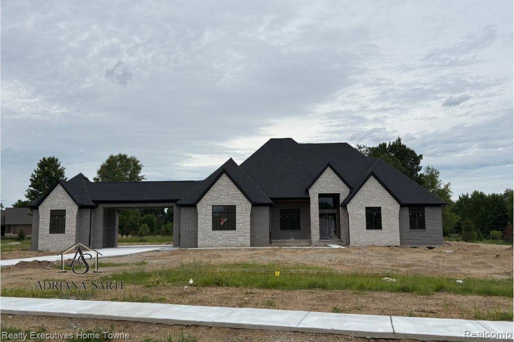 66930 Dorothy Trail