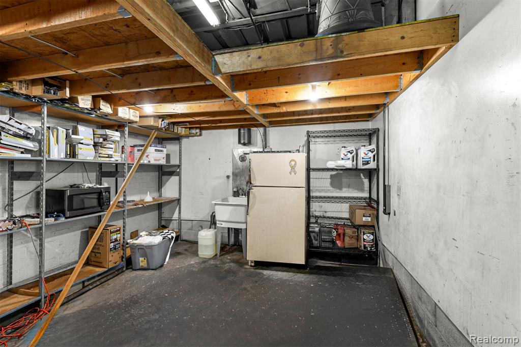 3422 Flushing Road Property Photo 15