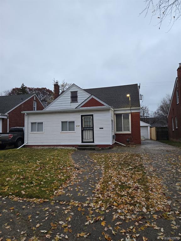 6140 Farmbrook Street Property Photo 13