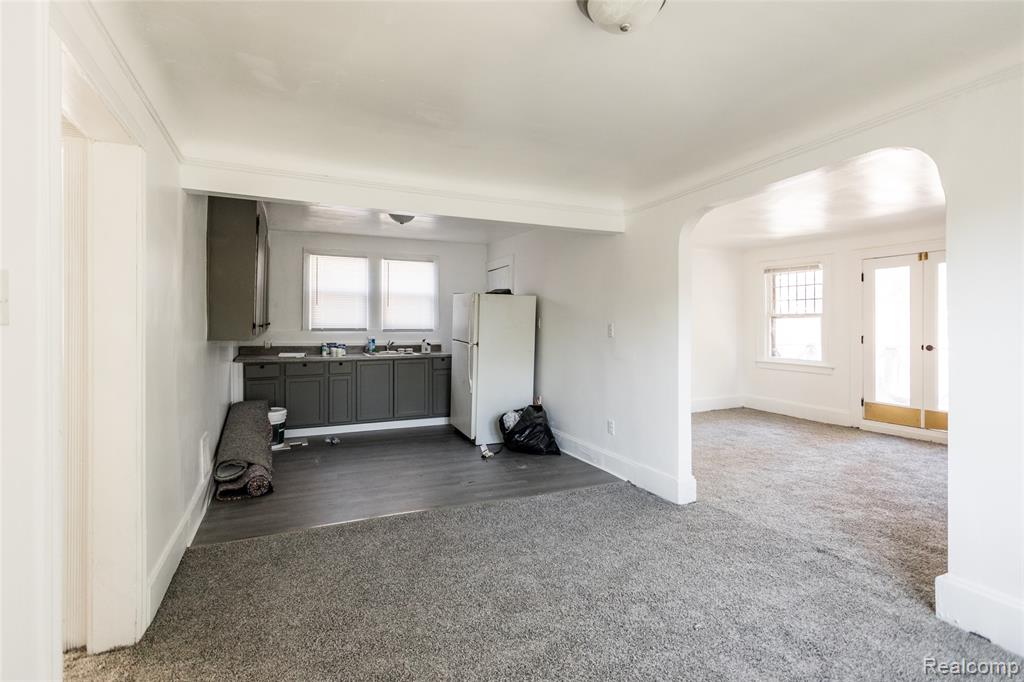 4385 Bedford Street Property Photo 7
