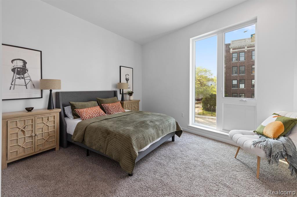 655 W Willis Street Property Photo 17