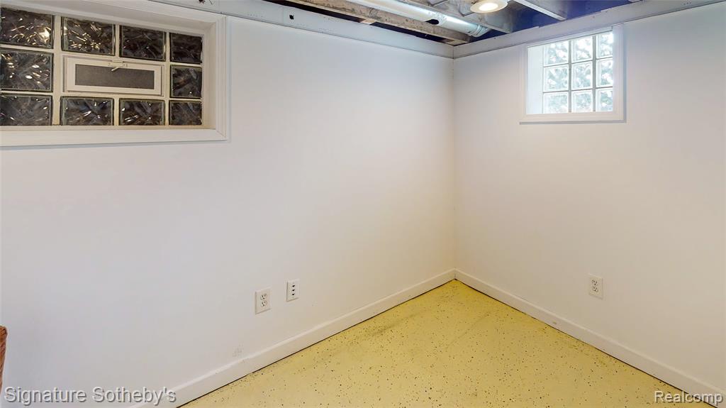 2002 Ridgemont Road Property Photo 32