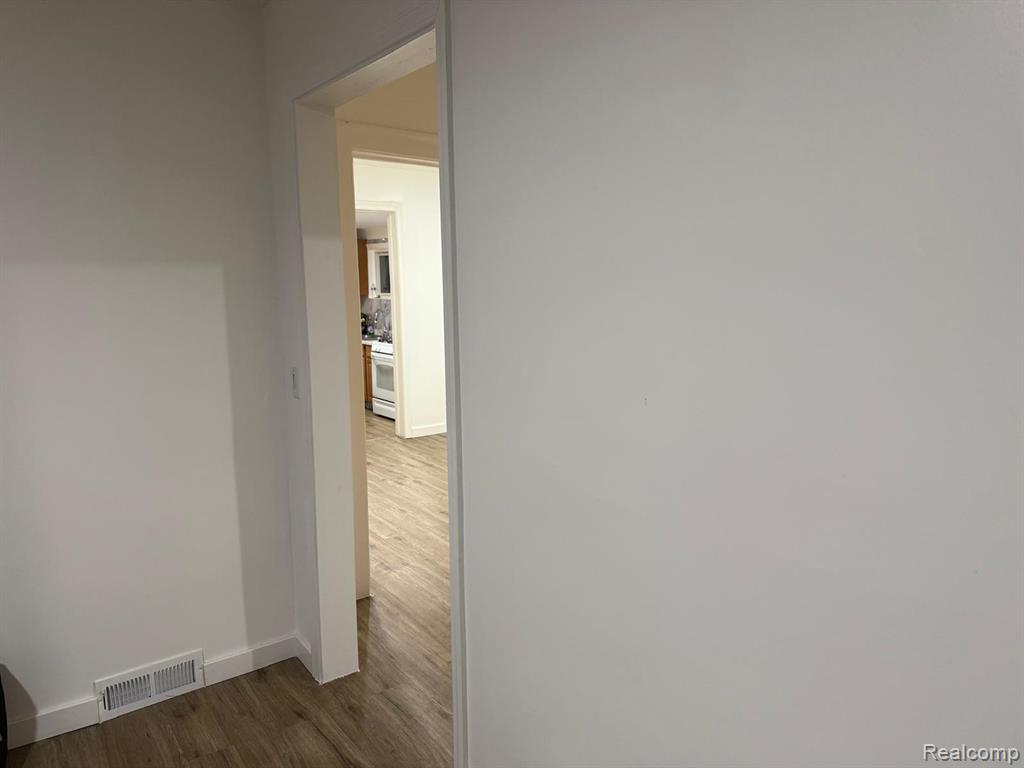 6107 Auburn Property Photo 15