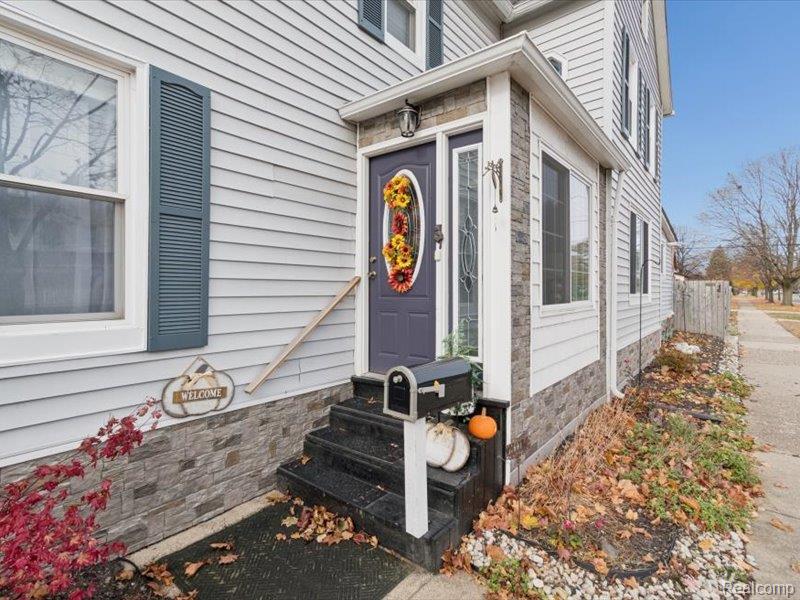 404 Pine Street Property Photo 5