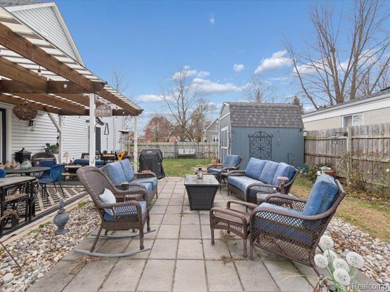 404 Pine Street Property Photo 46