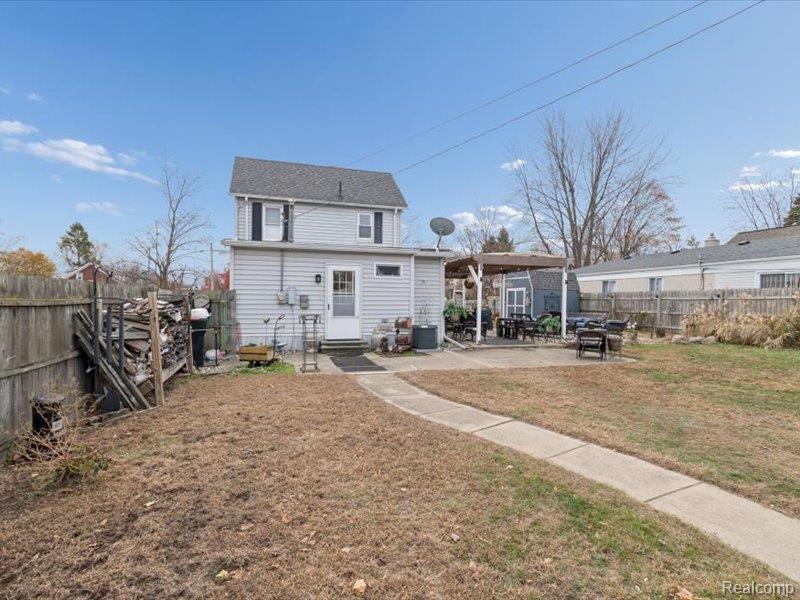404 Pine Street Property Photo 48