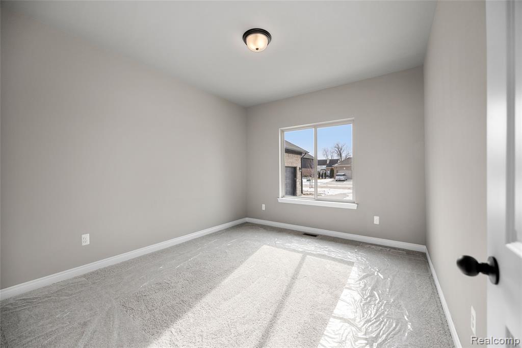 7100 Dryden Road Property Photo 27