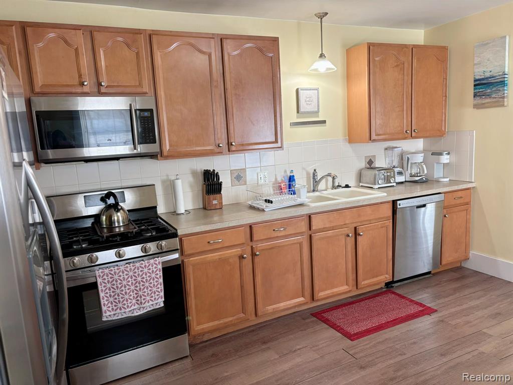 832 Pinecrest Drive Property Photo 38