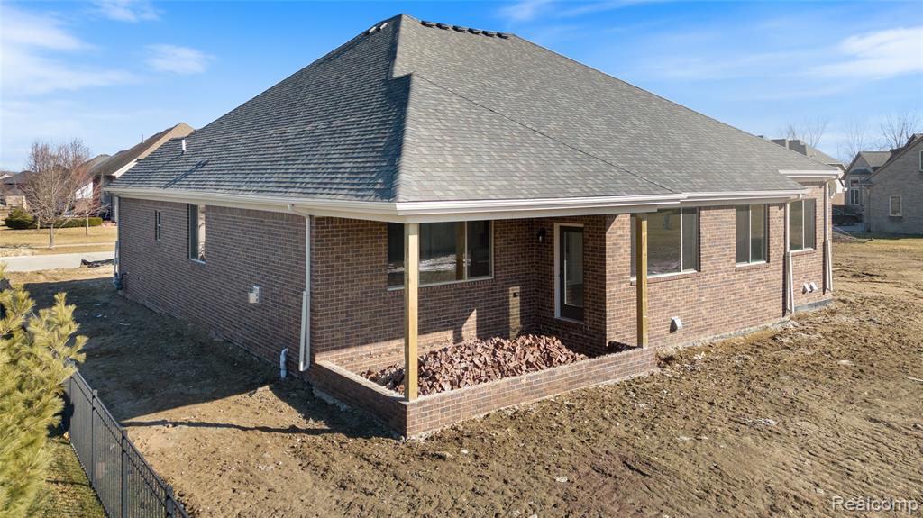 7110 Dryden Road Property Photo 2