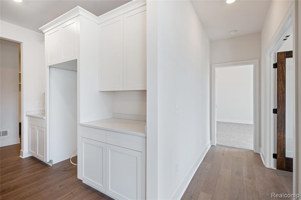 7110 Dryden Road Property Photo 26