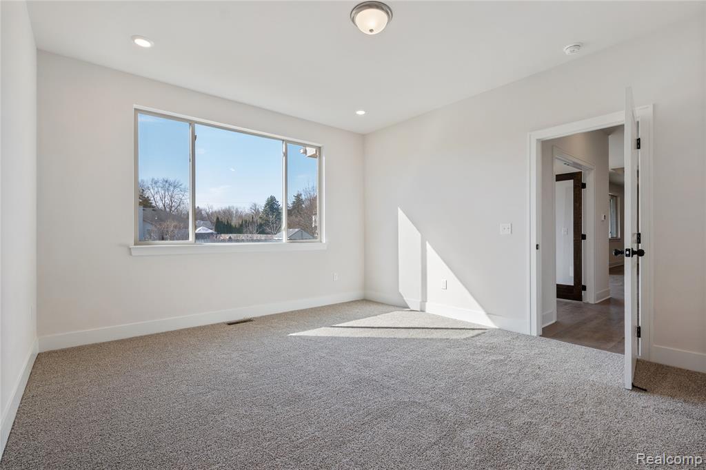 7110 Dryden Road Property Photo 29