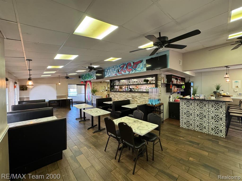 1297 Fort Street Property Photo 15