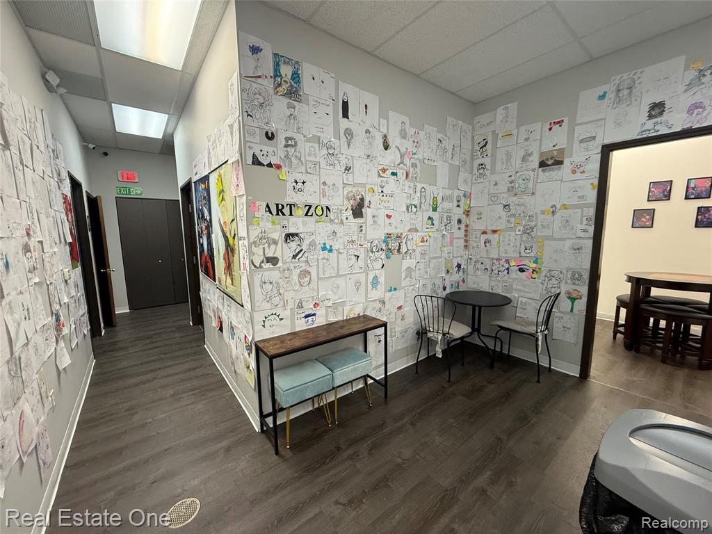 11445 15 Mile Road Property Photo 6