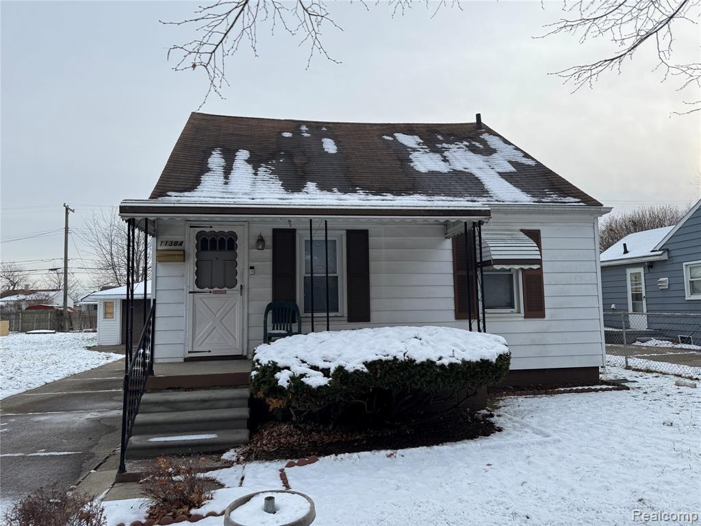 11384 Cadillac Avenue Property Photo 2