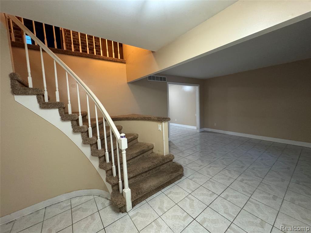 4411 Bloomfield Drive Property Photo 4