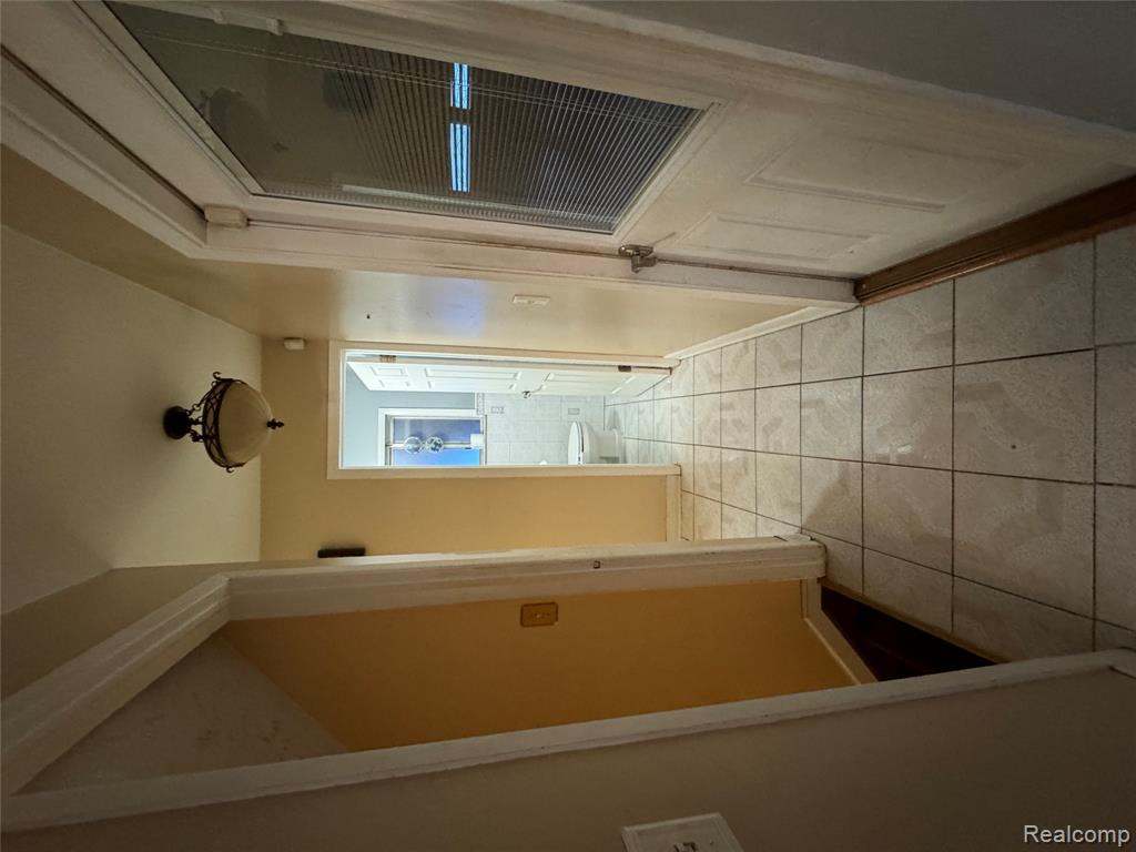4411 Bloomfield Drive Property Photo 7