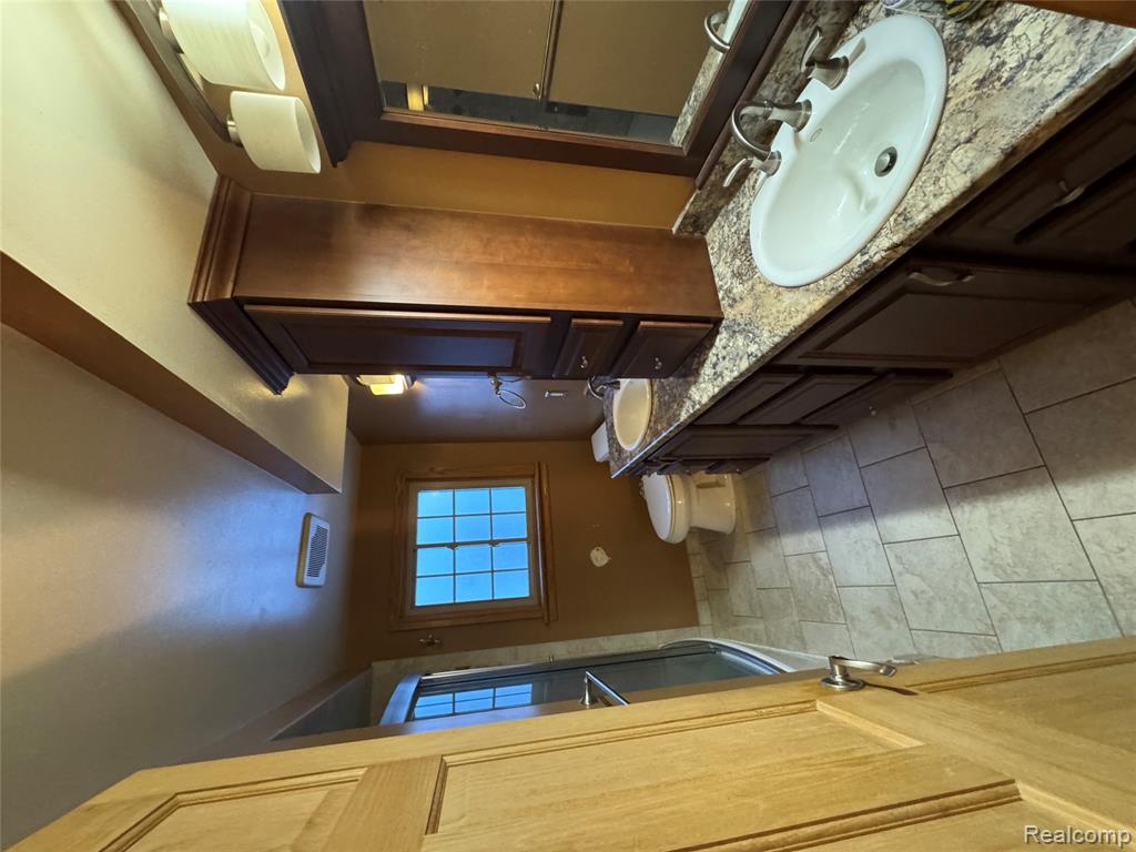 4411 Bloomfield Drive Property Photo 14