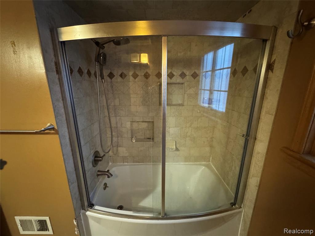 4411 Bloomfield Drive Property Photo 15