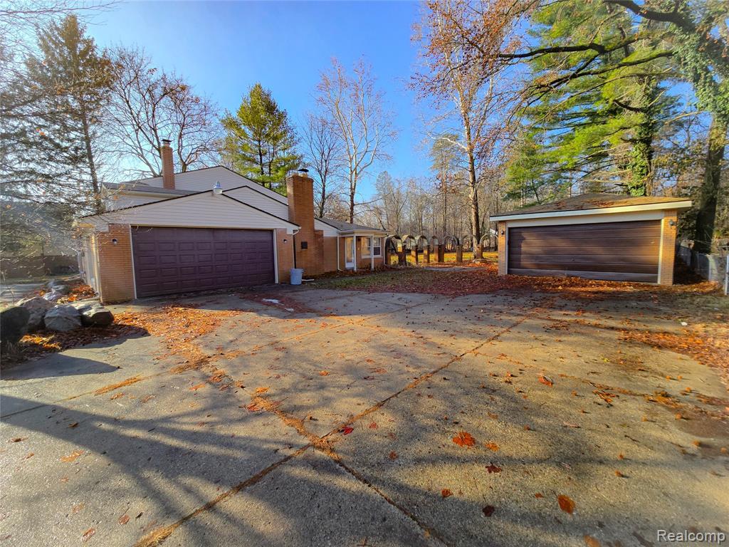 21875 Beech Road Property Photo 3