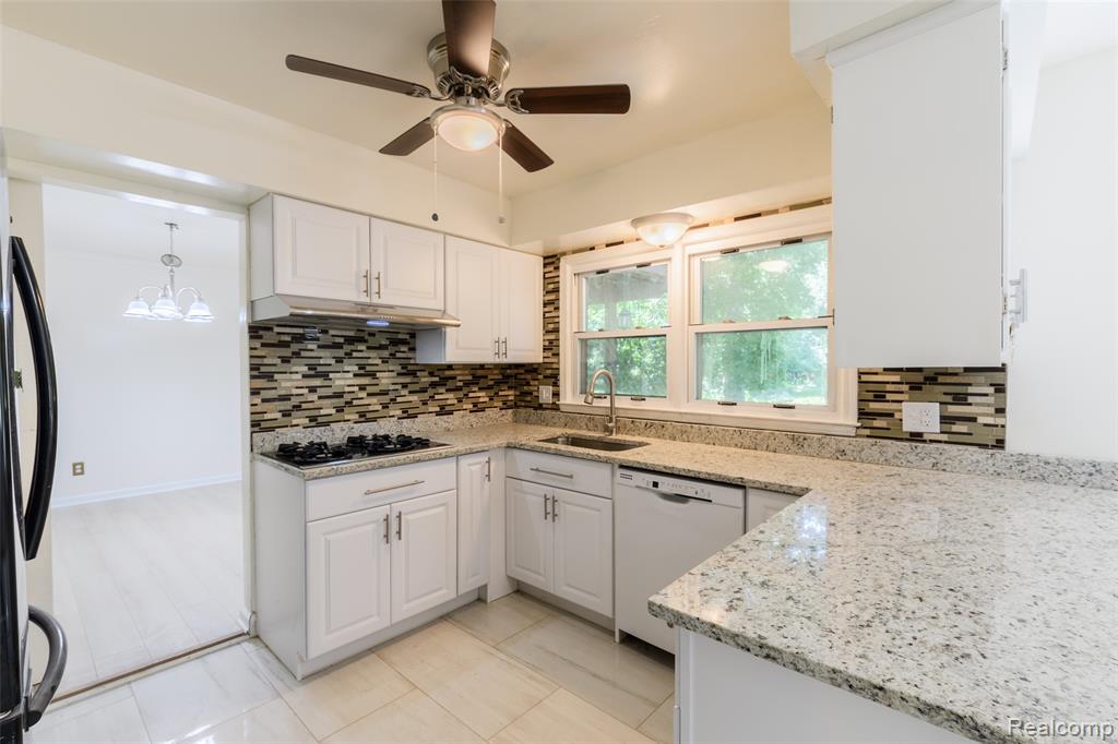 21875 Beech Road Property Photo 4