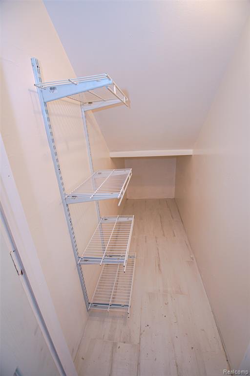 21875 Beech Road Property Photo 8