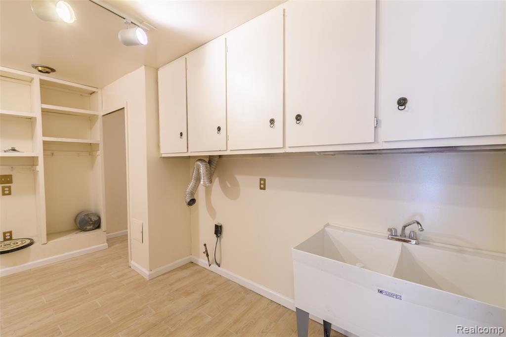 21875 Beech Road Property Photo 31