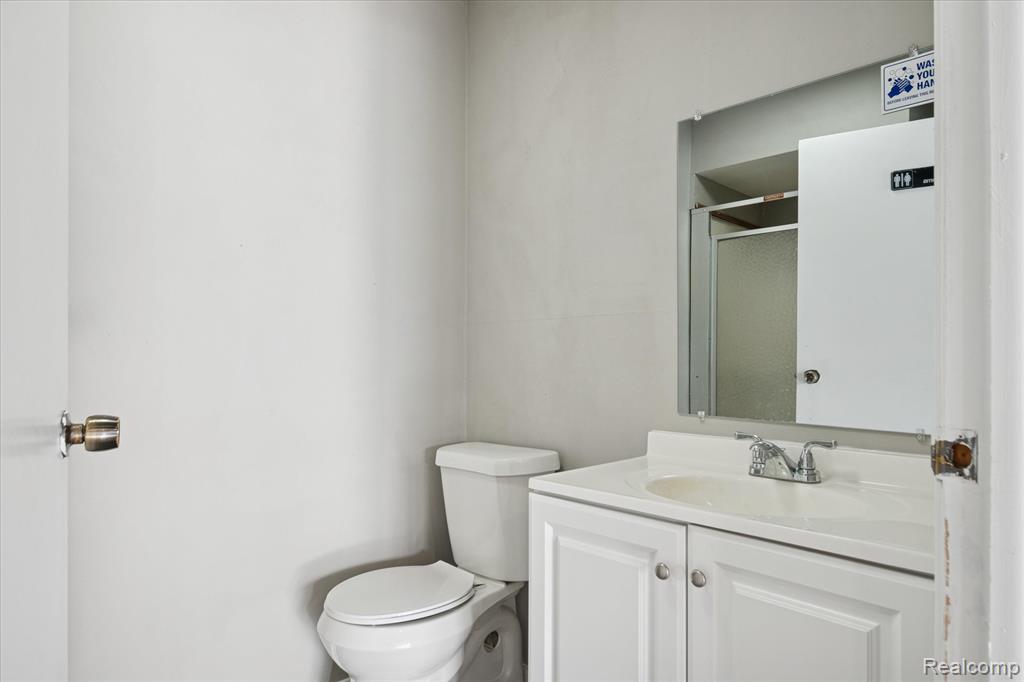 36050 Goddard Road Property Photo 13
