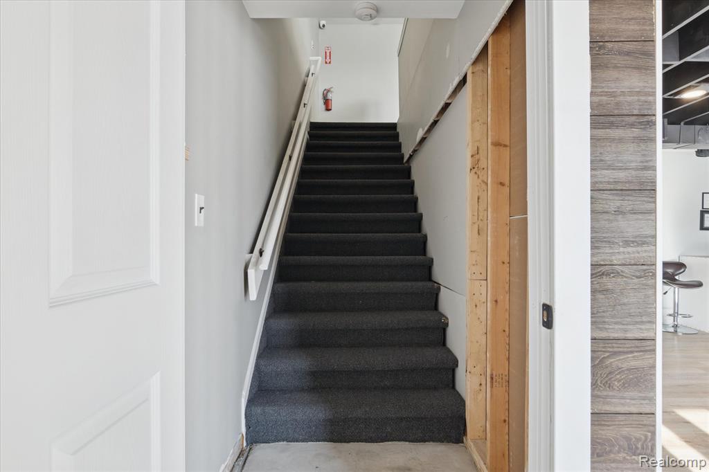 36050 Goddard Road Property Photo 16