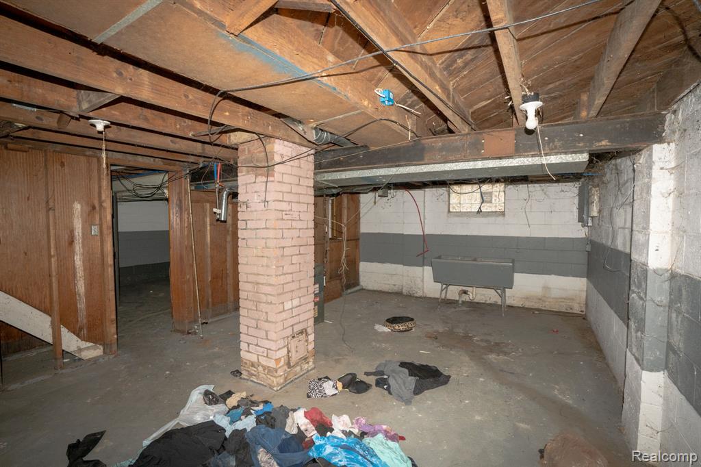 9262 Coyle Street Property Photo 12