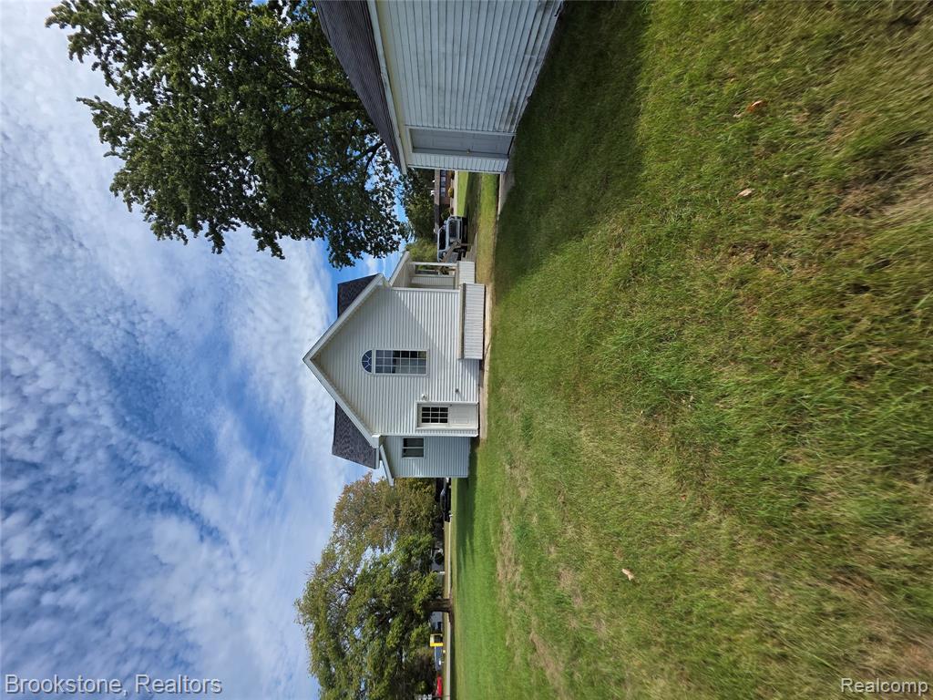 13021 N Saginaw Road Property Photo 2