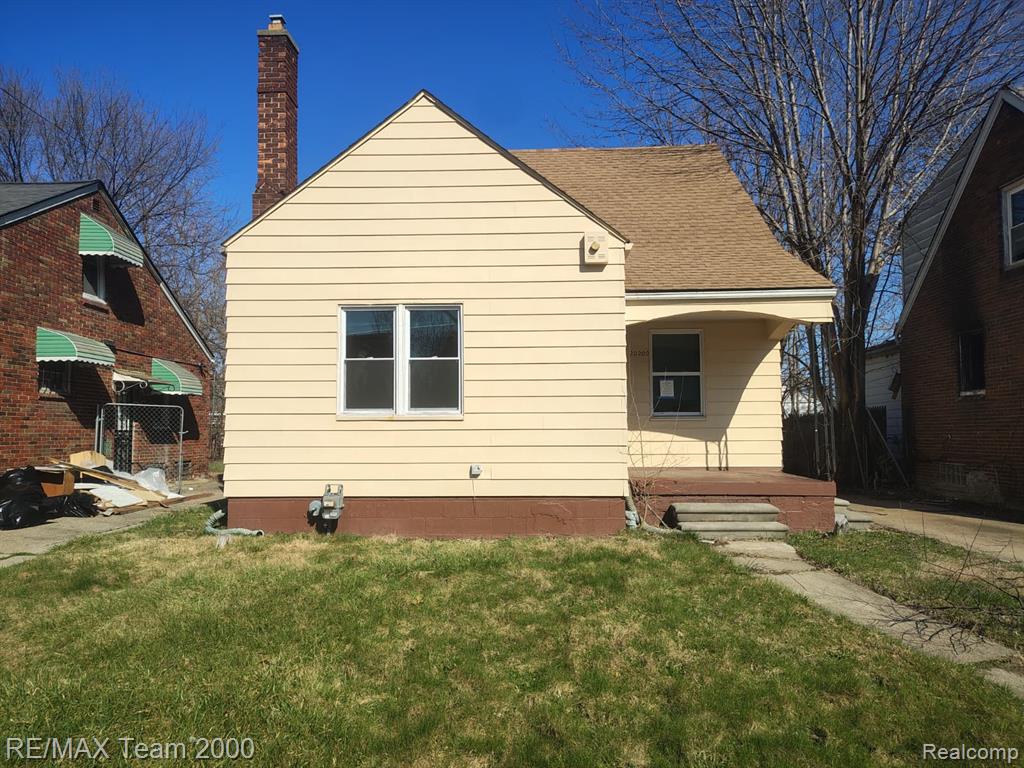 20200 Greeley Street Property Photo 1